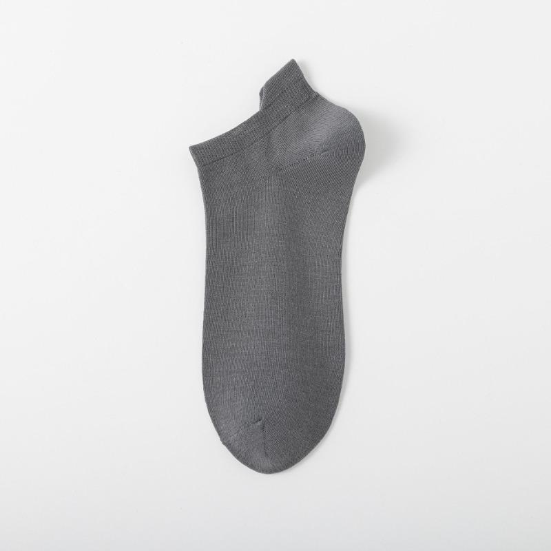 Men's Summer Simple and Versatile Anti Pilling Solid Color Ear Guard Boat Socks