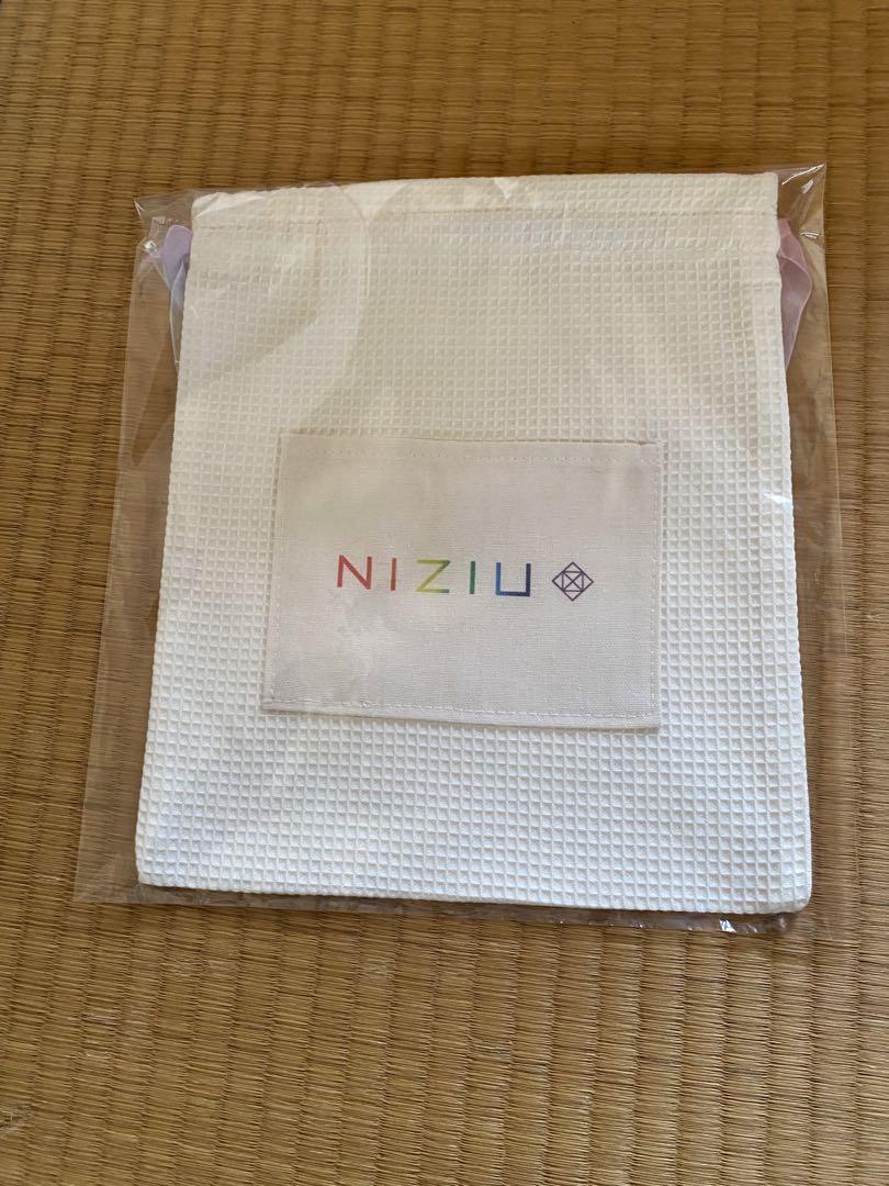 

[USED] NiziU drawstring bag