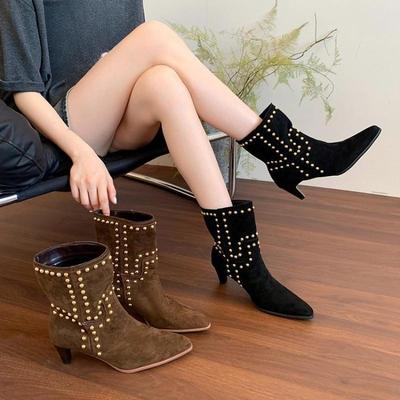 New Large-sized Pointed-toe Rivet Women's for Casual Shoes and Versatile Single Boots