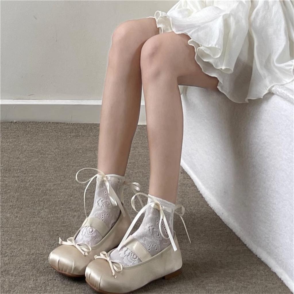 Women Sweet Hollow-Out Floral Lace Ankle Socks Japanese Cute Lace Up Bowknot Crew Socks Solid Color Middle Tube Socks