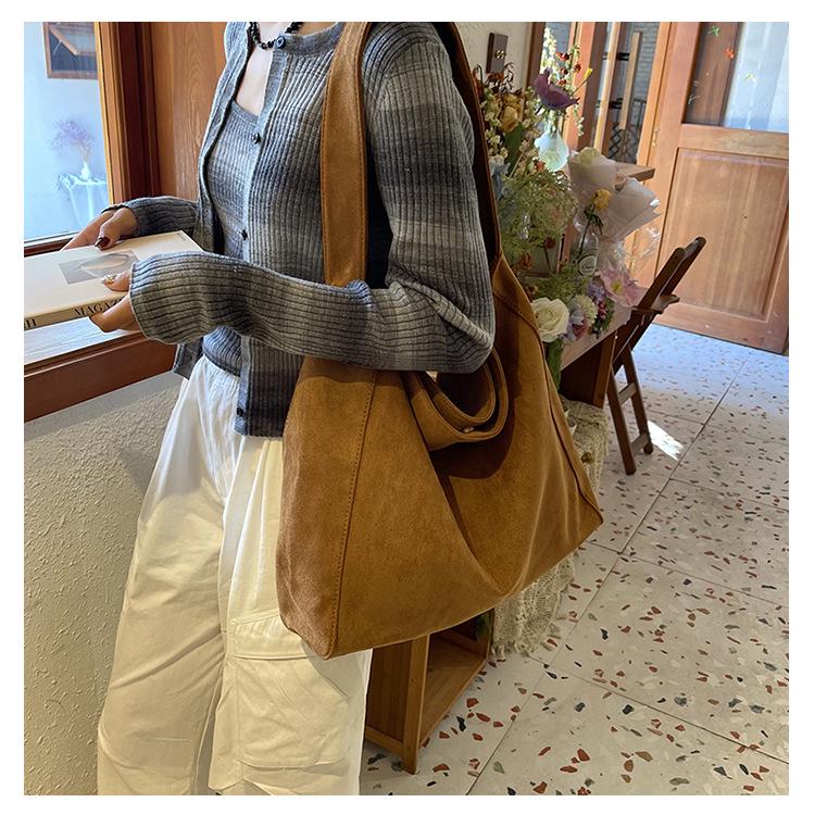Versatile Large Capacity Tote Bag - Elegant Single Shoulder Travel Bag
