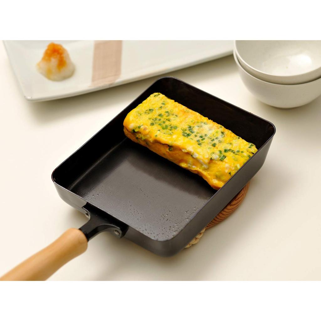 Wahei Freiz Tsubame Sanjo Bratpfanne aus Eisen, Tamagoyaki, 14 x 18 cm, Holzgriff, IH-kompatibles Gas, hergestellt in Japan, Chitose, Chitose CS-013