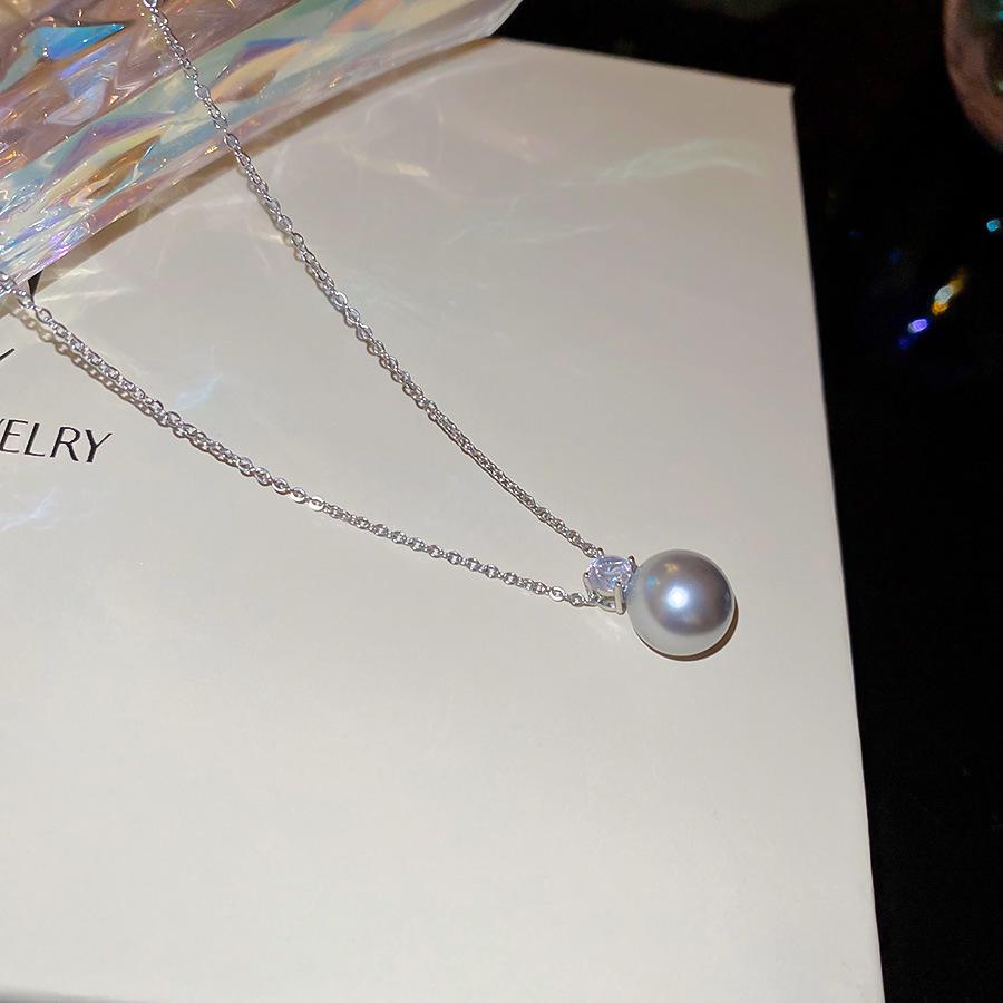 Retro Irregular Bow & Heart Tassel Necklace - Cool Versatile Clavicle Chain for Autumn & Winter