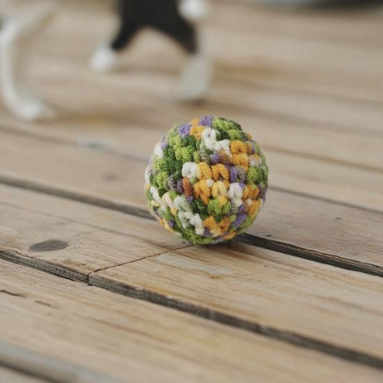 Interactive Cat Toys, Wool Crocheted Ball, Bite-Resistant Teaser Ball for Scratching Chasing, Plush Safe Toy for Cats