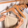 Durable Wood Hangers Swivel Hook Non-Slip Coat Hangers New Wooden Clothes Hangers  For Shirts