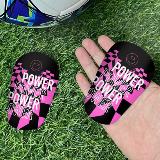 1 pereche de mini paratibie de fotbal cu litere model anti-alunecare copii adolescenti adulti jucatori tibie miniaturale protectoare jocuri de fotbal echipament de protectie