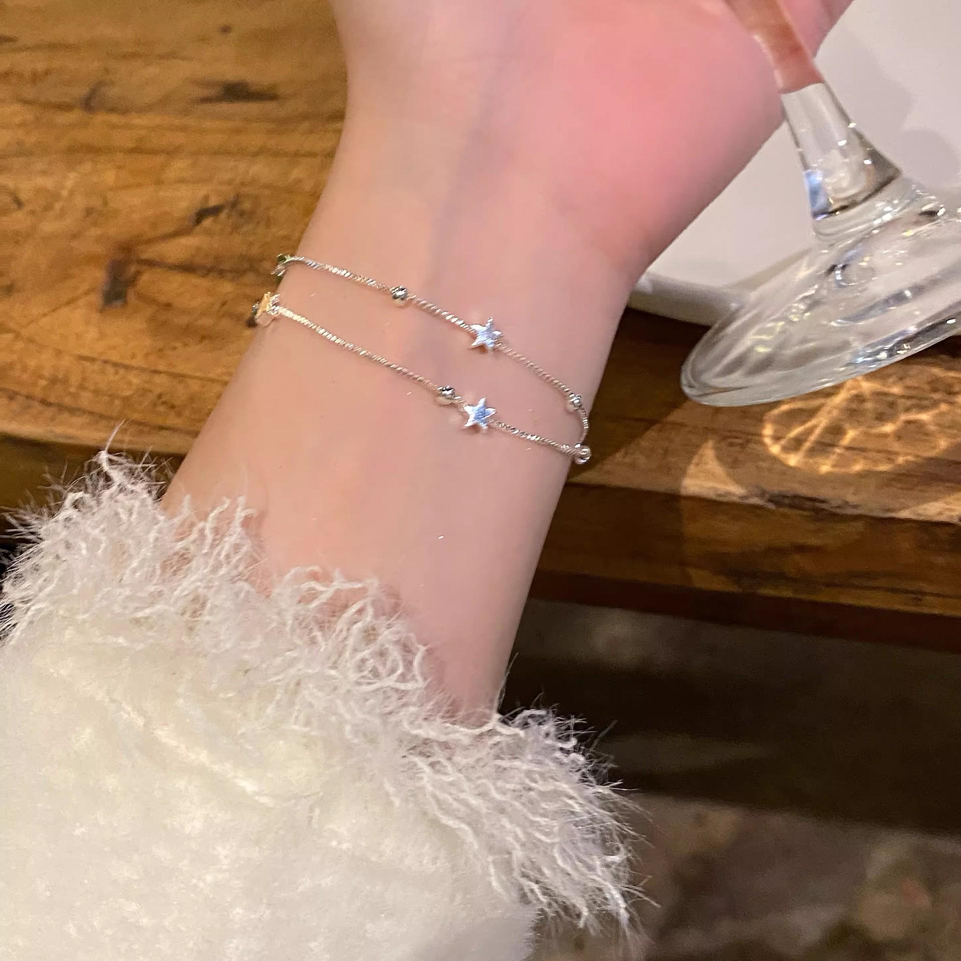 

2025 Изысканный двухслойный браслет из матовых серебряных шариков-звездочек для женщин