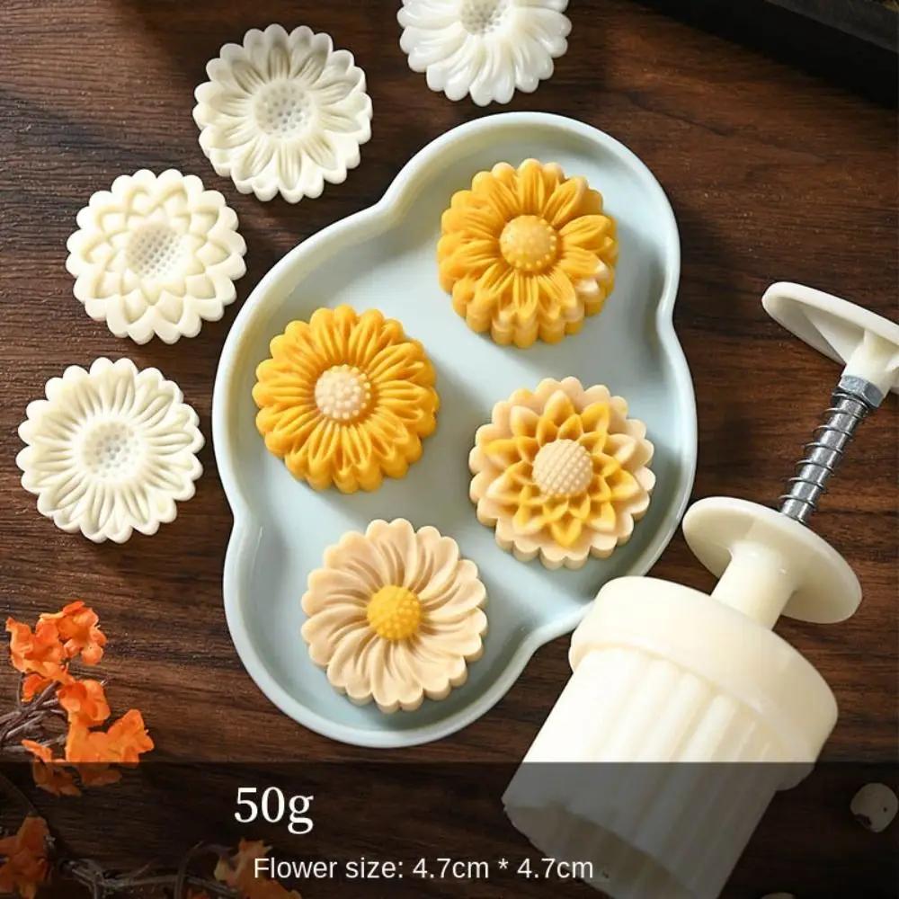 Mid Autumn Festival Round Mooncake Mold DIY 50g Hand Press Mold Fondant Cake Decoration Tools Sakura Pattern Stamps