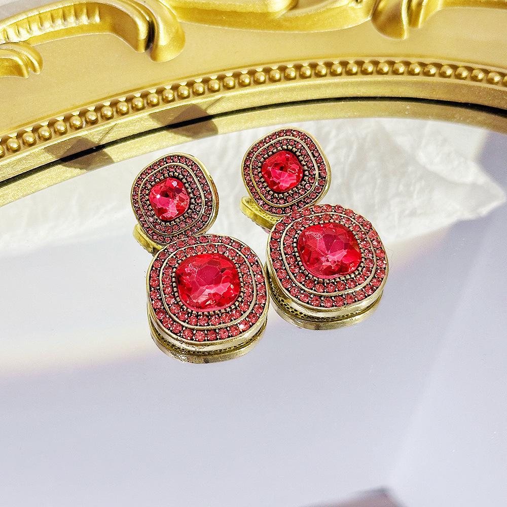 

Винтажные геометрические серьги-пусеты со стразами - Ретро придворный стиль, Нишевый дизайн, Легкая роскошь, Высокий класс