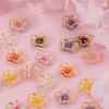 30 Stück 8mm 3D Mini Blume Nail Art Charms, Goldene Kante Blumendekoration Nagelzubehör für Frühling & Sommer DIY Maniküre Zubehör