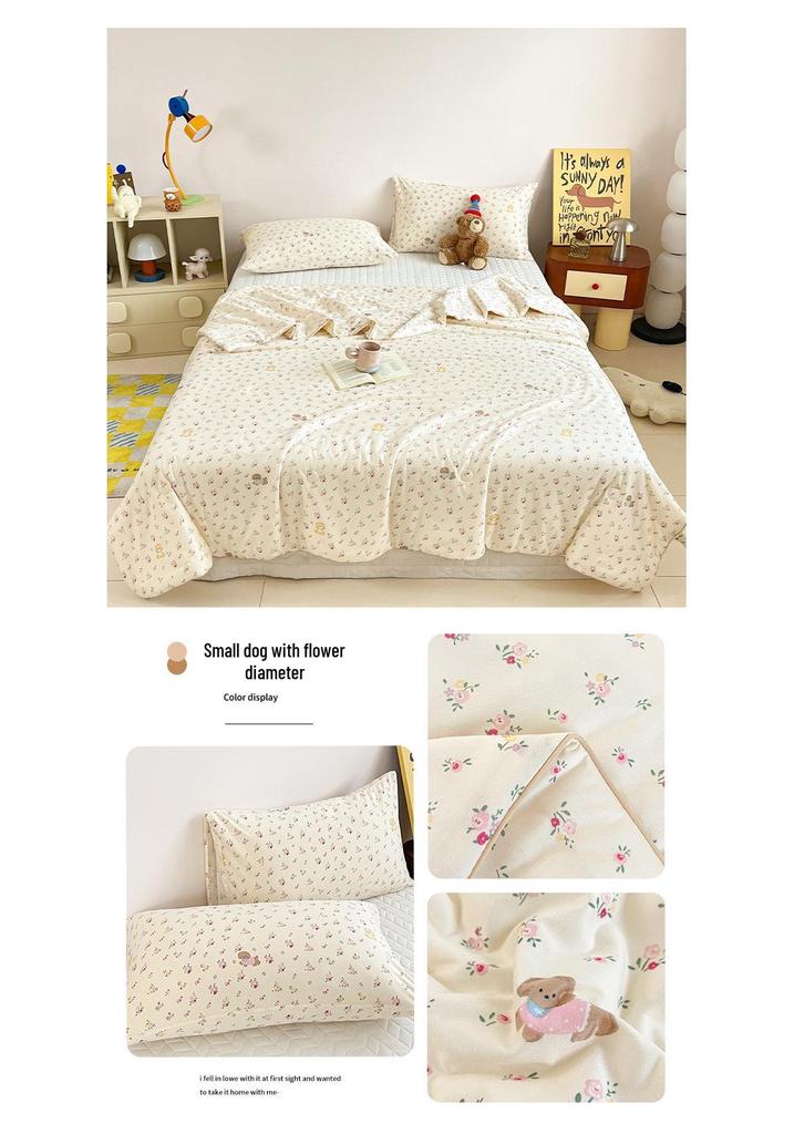 Soft and Breathable Milk Silk Cotton Summer Quilt, Machine Washable, Skin-Friendly, Ideal for Student Dormitory or Air-Conditioning Use
