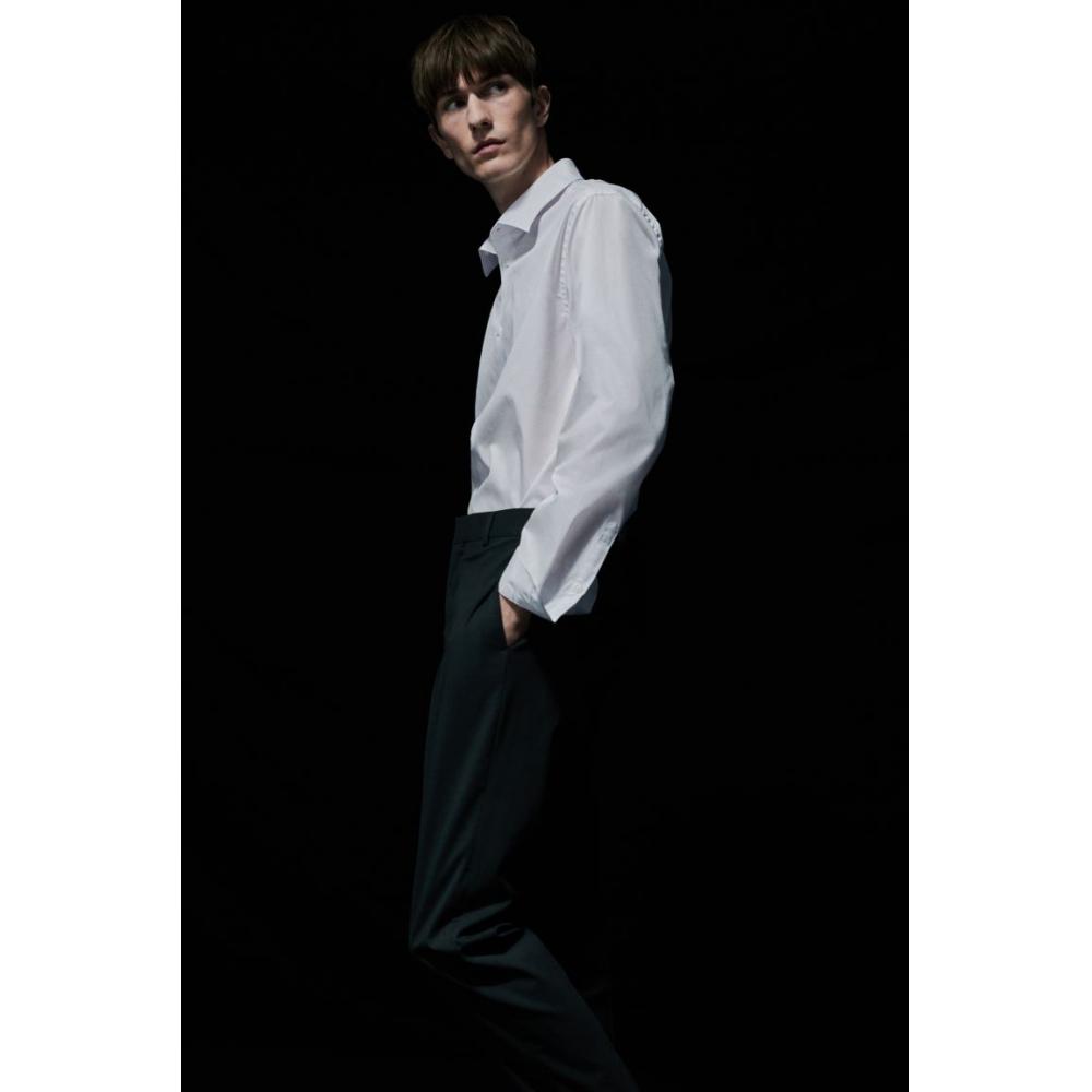 

Рубашка HM slim fit stretch белая XS
