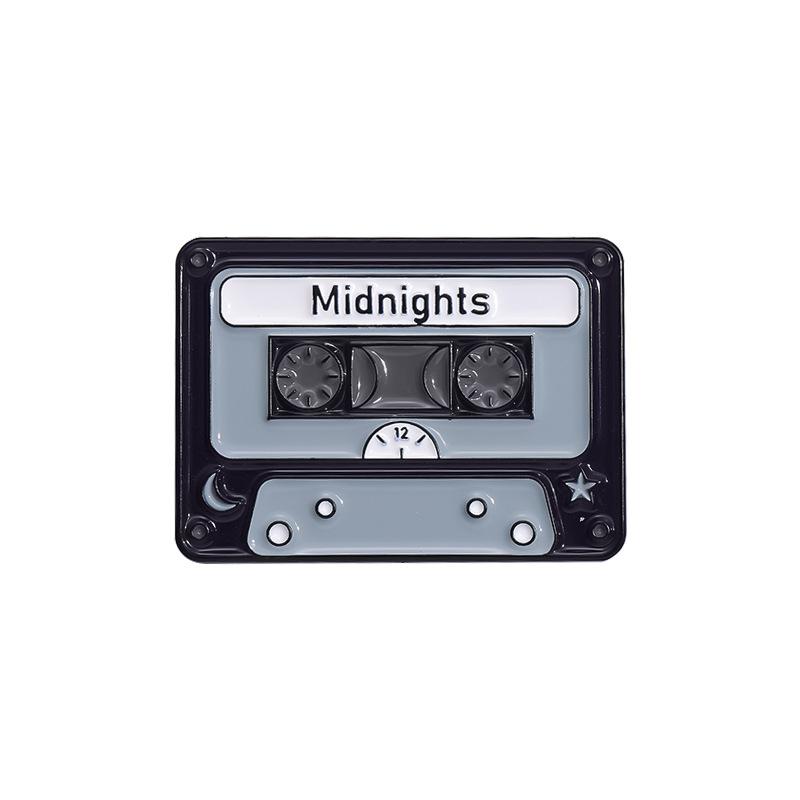 Cassette Artistic Music Brooch Geometric Cartoon Design Trendy Alloy Pin For Everyone