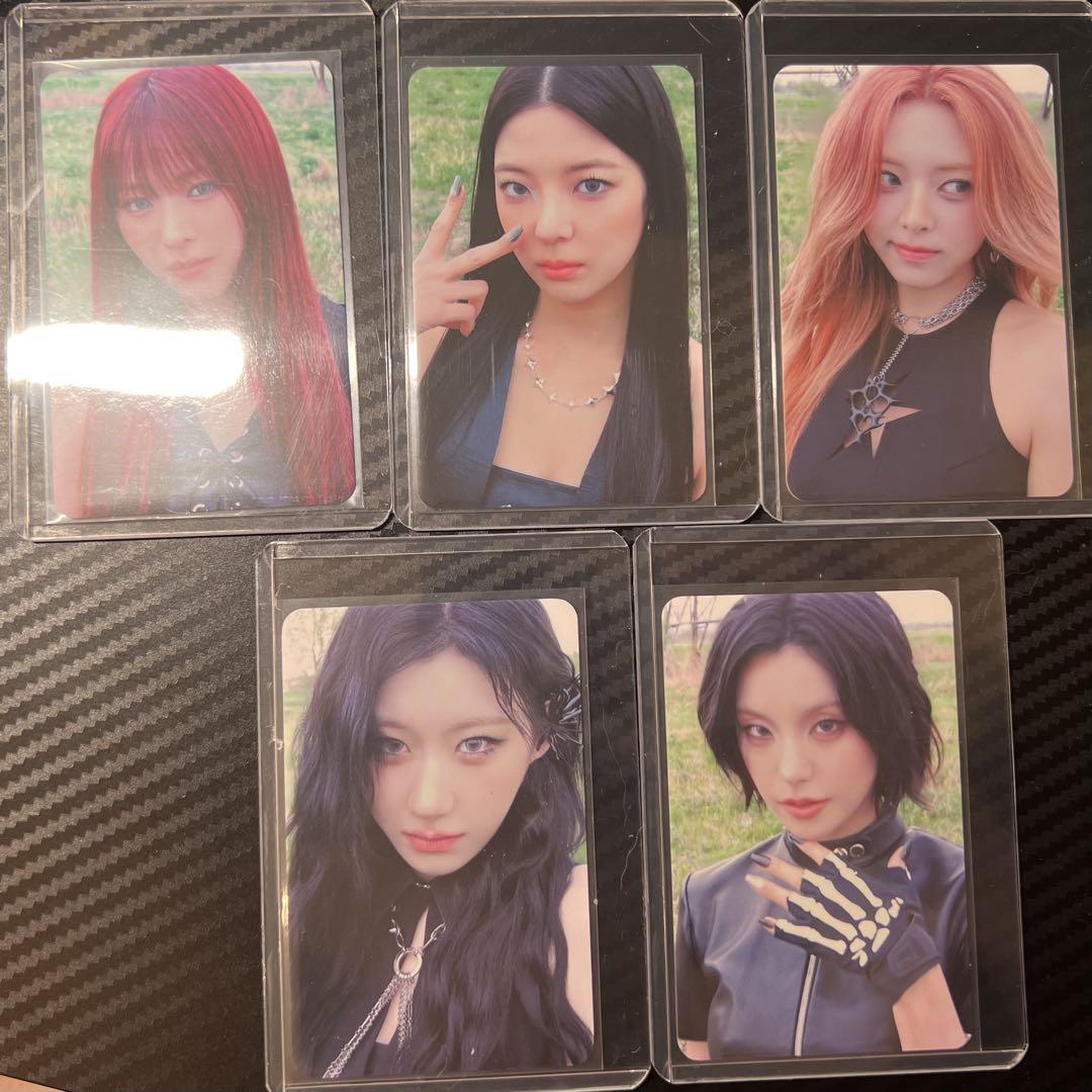 

[Б/У] ITZY GWBG makestar полный набор торговых карт