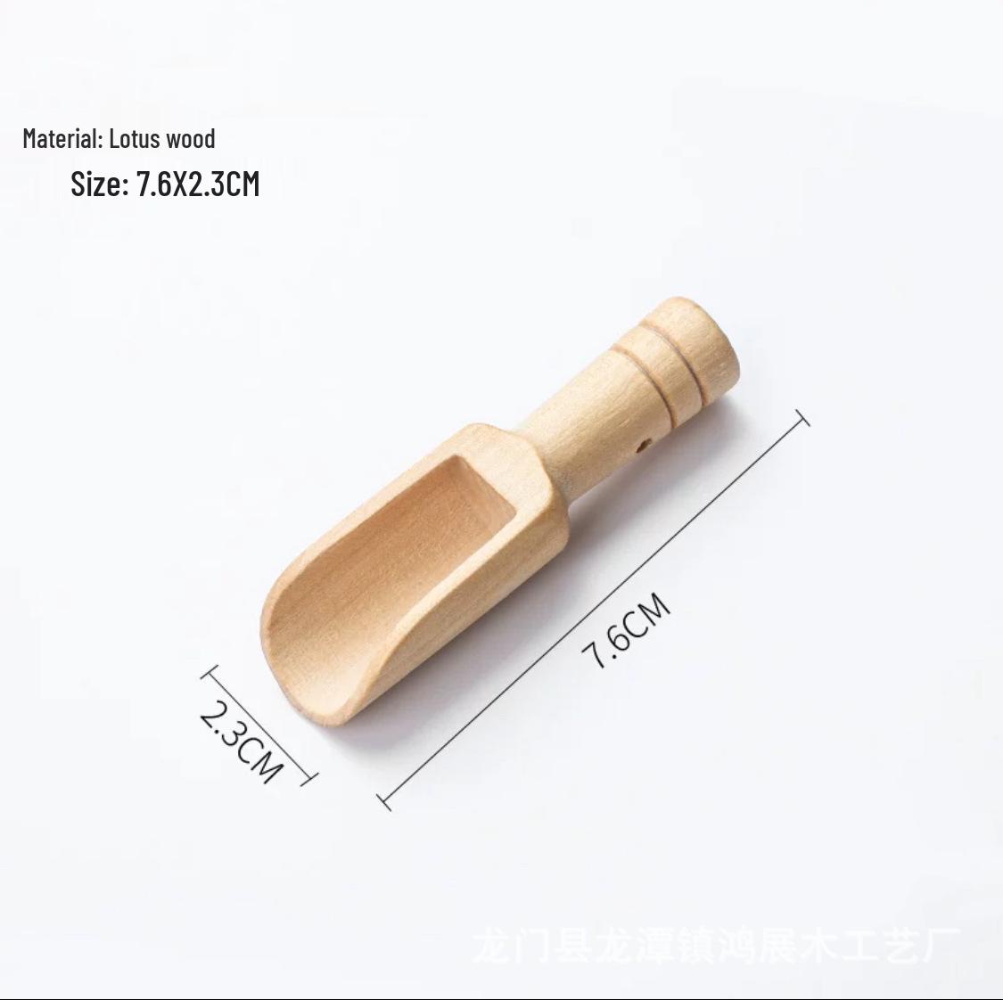 

Eco-friendly Japanese Solid Wood Spoon - Perfect for Tea Leaves, Bath Salts, or Coffee. Paint-Free Design.