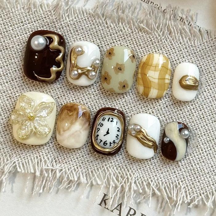 Press-on-Nägel Wiederverwendbare Falsche Nägel mit Designs Wiederverwendbare Falschnägel Press-ons Glänzend Full Cover Acryl-Klebenägel Aufklebenägel für Frauen