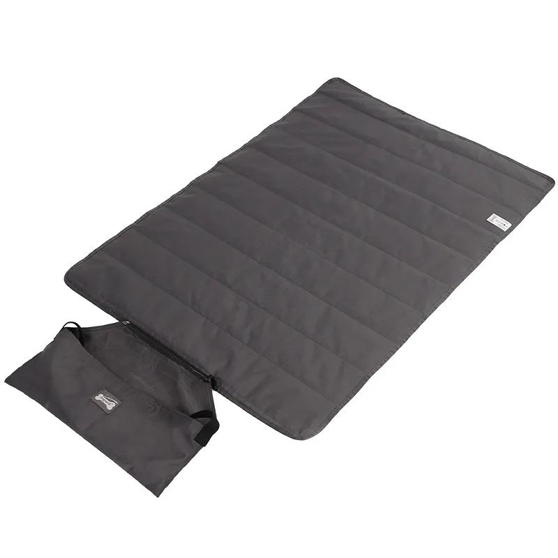 

100x70cm Foldable Outdoor Pet Mat with Storage Bag Waterproof Dirt Resistant for Dogs Cats Indoor Outdoor Camping Travel Use темно серый