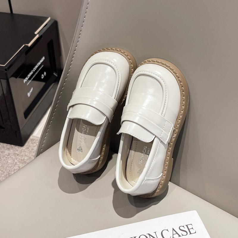 2024 New Girls Leather Shoes Kids Fashion Versatile Soft Breatheable Solid Color UK Uniform School Shoes Children Loafers Cute