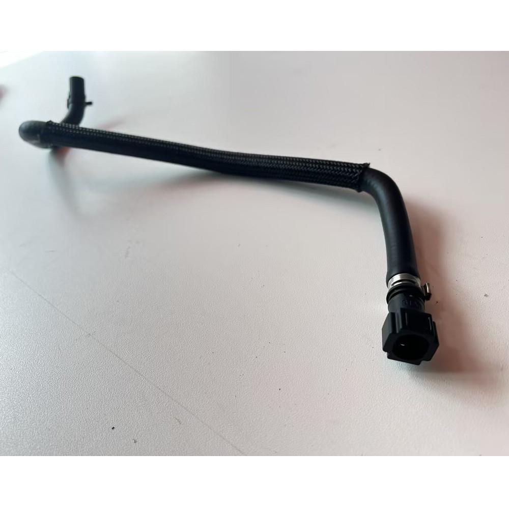 1 x Coolant Recovery Bottle Hose 68315257AA, 68247041AA For Renegade 2015-2021