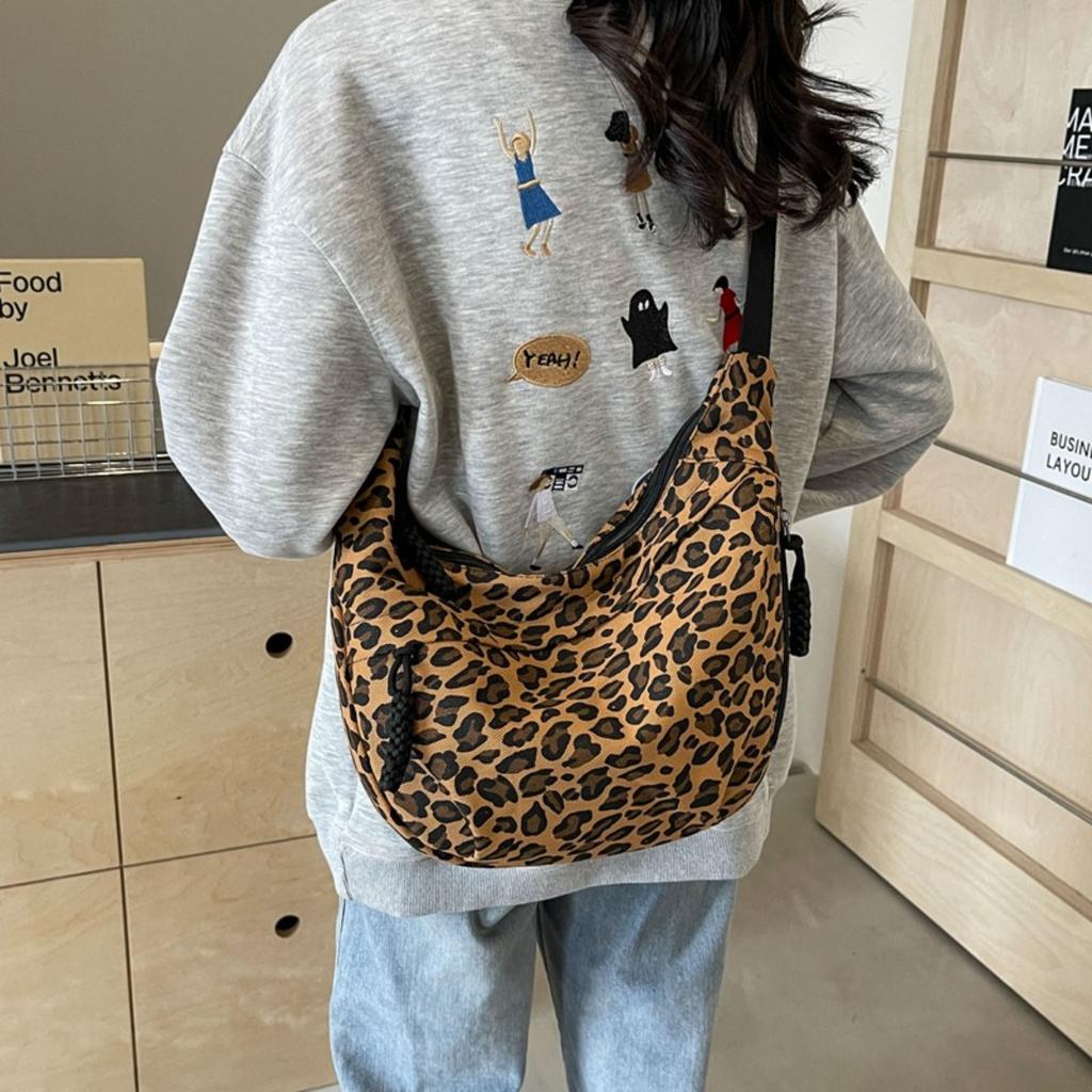Leopardenmuster Leinwand Knödeltasche, Sportlicher Stil, Lässige und Vielseitige Beliebte Stofftasche, Tragbare und Modische Einzel-Schulter Crossbody-Tasche