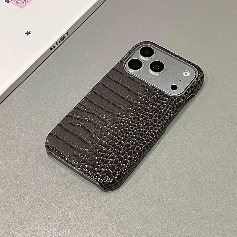 Luxury Glossy Crocodile Leather Texture Phone Case For 17 Air 16 15 14 Plus 13 11 12 Pro Max Frameless Shockproof Cover