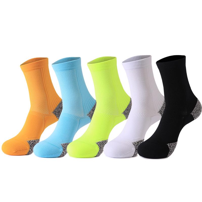 Quick-Dry Anti-Pilling Mid-Calf Sports Socks: Thick Towel Bottom, Sweat-Absorbent, Non-Slip, Breathable, Anti-Odor Tennis & Running Socks