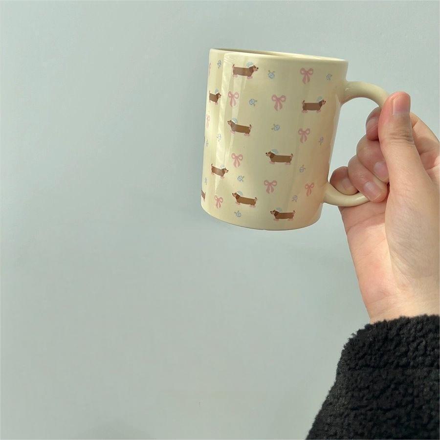 

Ins style cute sausage puppy ceramic mug 301-400ml синій