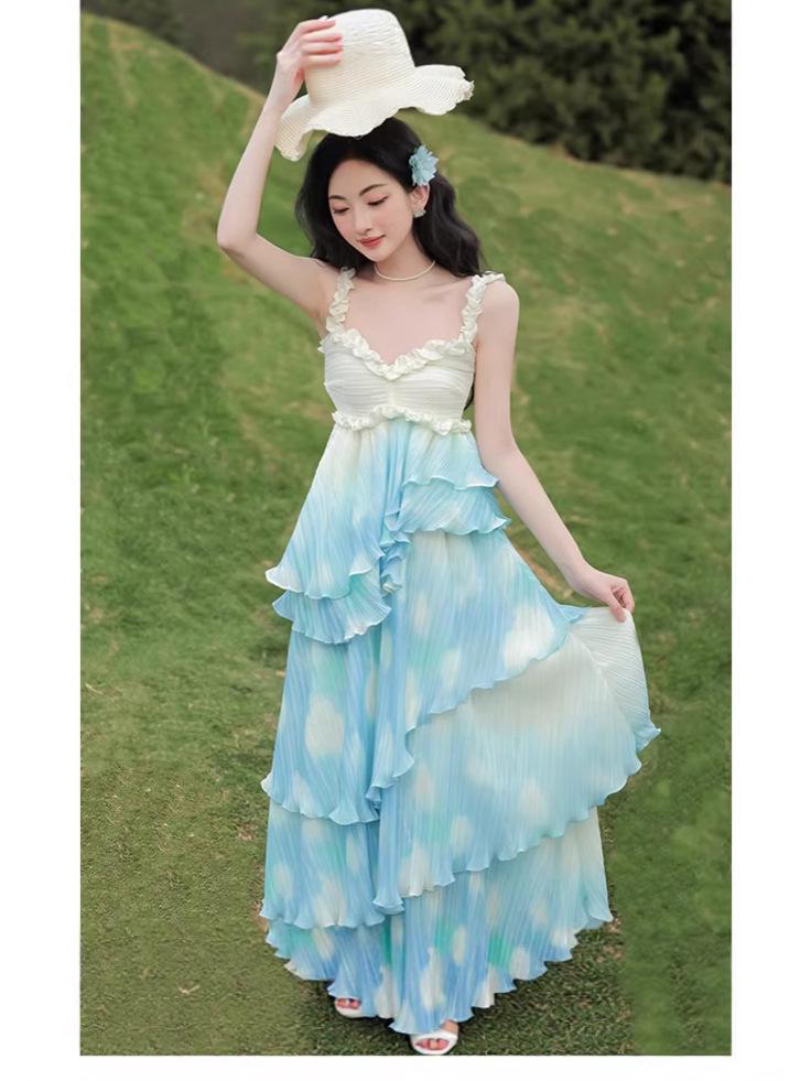 Женский летний комплект: юбка с рюшами, кружевной пэчворк и бретелями S