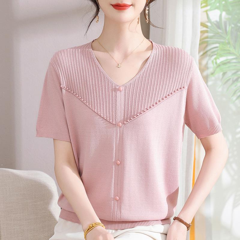 2026 Summer Ice Silk V-Neck Short Sleeve Shirt for Fashionable 40-Year-Old Mothers