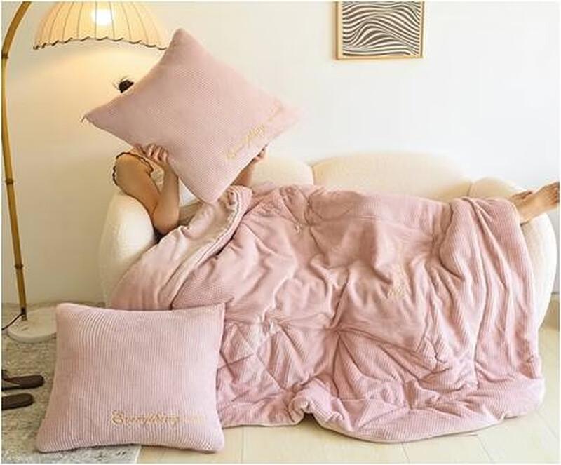 Grace Waffle Milk Velvet 2-in-1 Pillow Quilt