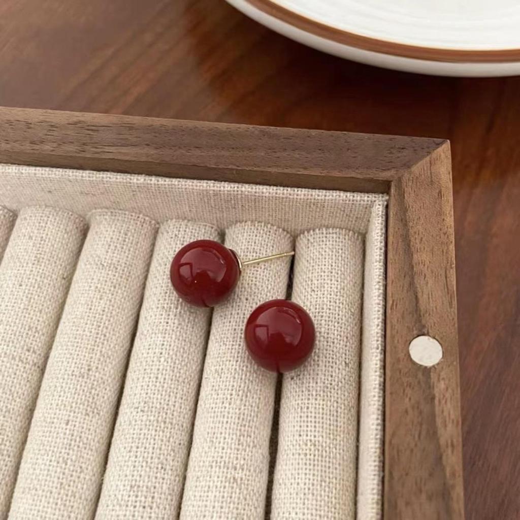 2025 Hot-Selling Hong Kong Style Wine Red Sugar Bean Pearl Earrings for Women - Niche, Advanced Design
