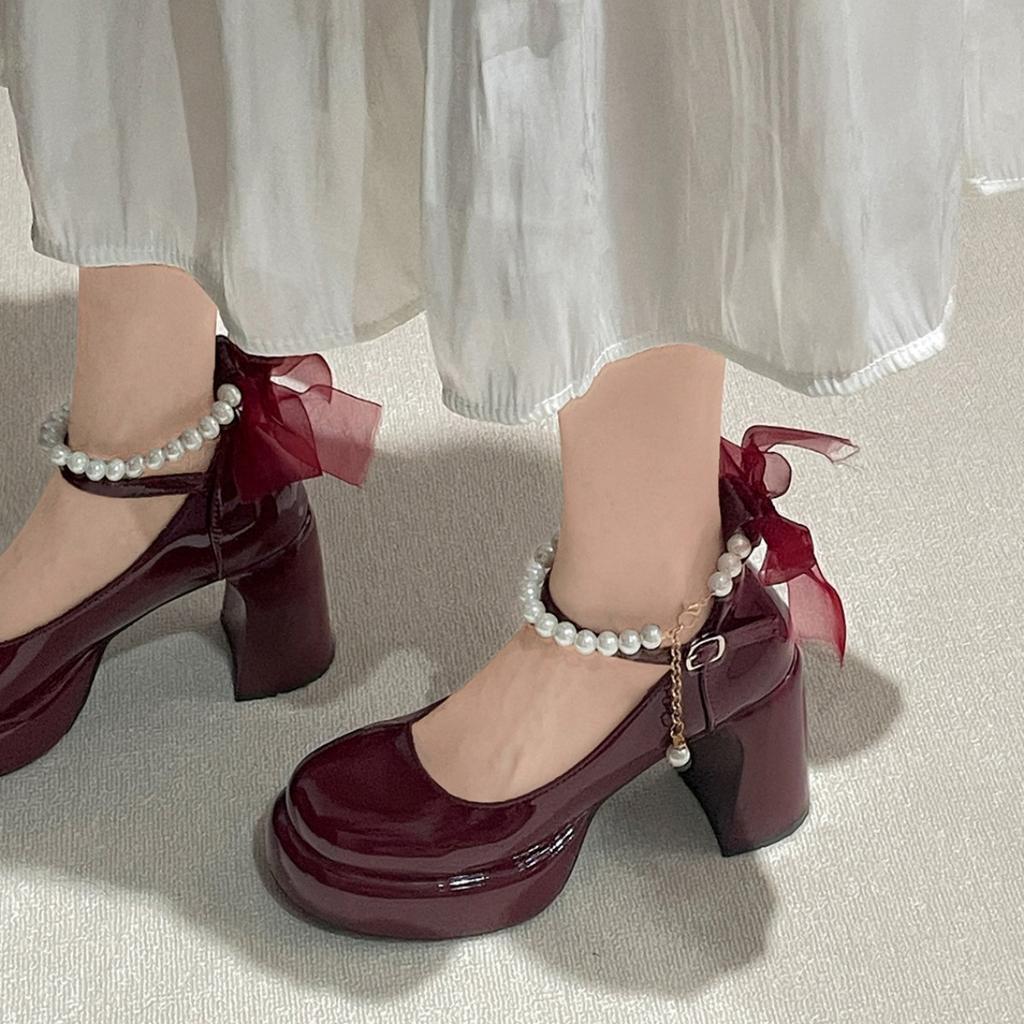 Black French retro small thick heel high heels women's summer 2025 new with skirt versatile Mary Jane single shoes