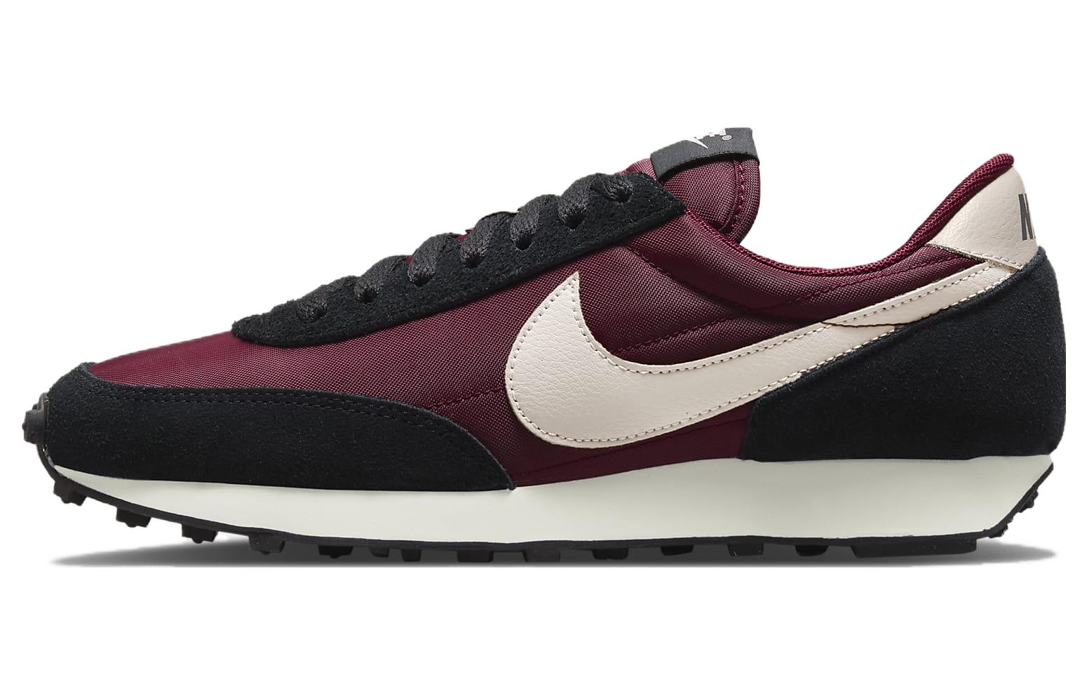 

Nike Daybreak Dark Beetroot Women s CK2351-604 38