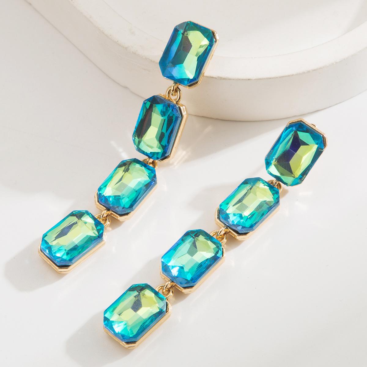 

Корейский стиль Мода Простые Универсальные Геометрические Квадратные Длинные Серьги Ретро C-образный Нишевый Дизайн Чувство Преувеличенные Серьги изумрудный