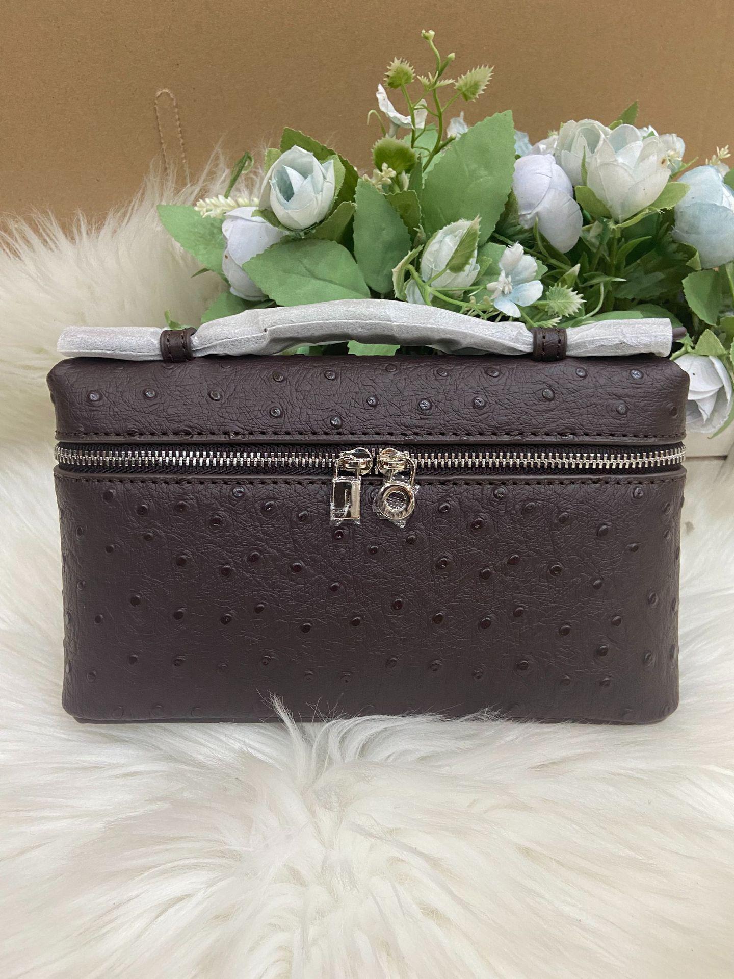 

Лісова зелена ручна жіноча квадратна сумка через плече зі страусиним візерунком Gift Box with Wooden Ball (Hardware with Brand)