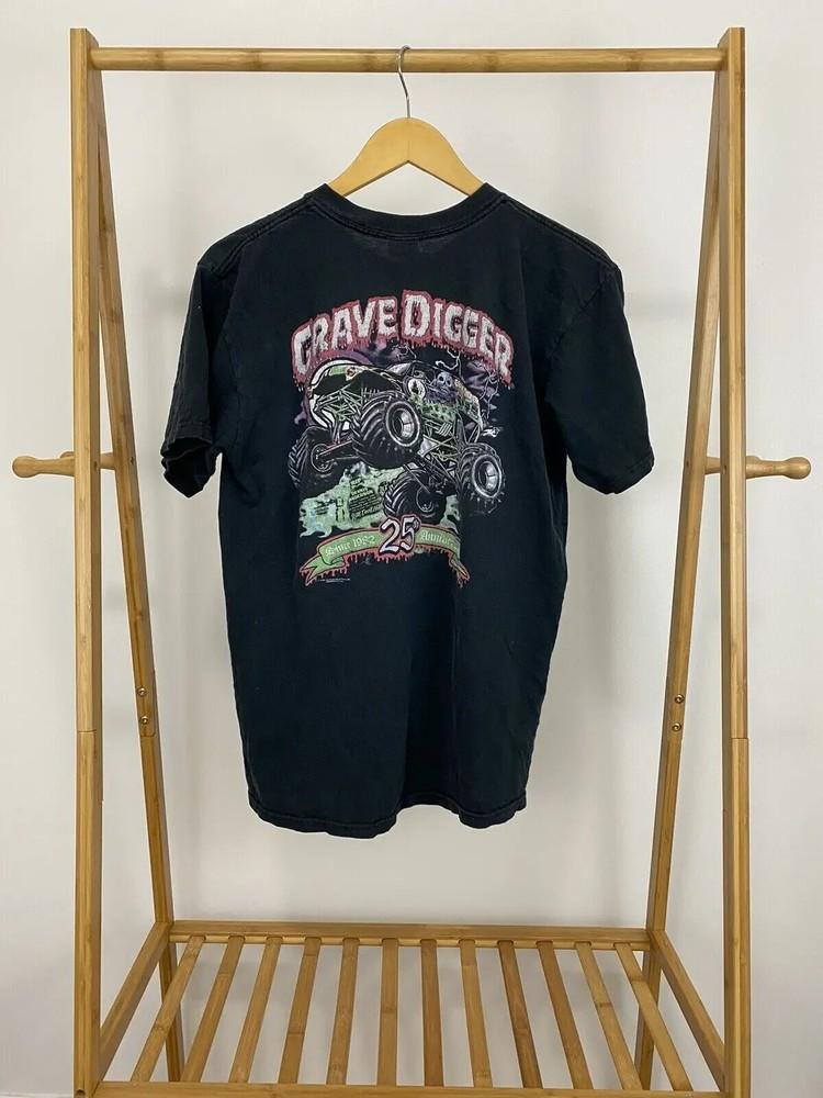 

SALE VTG Grave Digger 2006 25th Anniversary 1-Sided Graphic T-Shirt Unisex T-Shirt XL