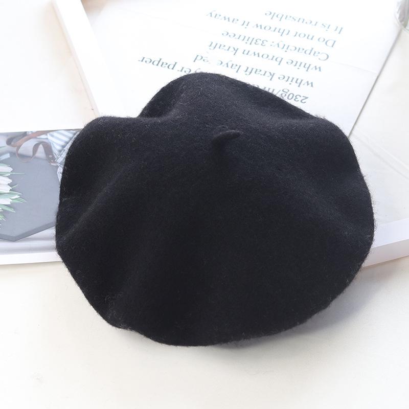 High-Quality Wool Felt Women's Beret – Versatile for Outings & Photos, In Stock