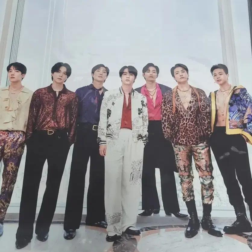 BTS [Components sealed] BTS Merch Box 8