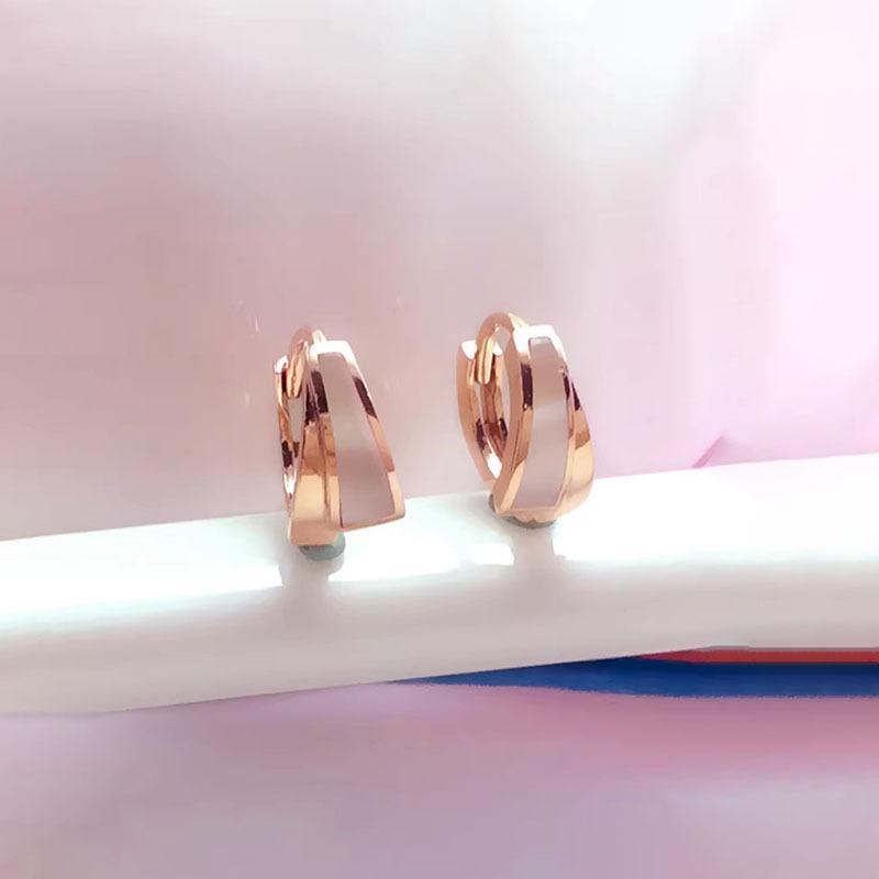Exquisite Russian Purple Gold Semi-Round Ear Buckles, Fashionable And Simple, Generous Rose Gold-Plated White Shell Earrings, Jewelry For Women (rose gold plated pair)