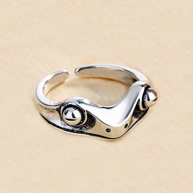 Retro Silver-Plated Frog Toad Ring - Punk Dark Style with Unique Design