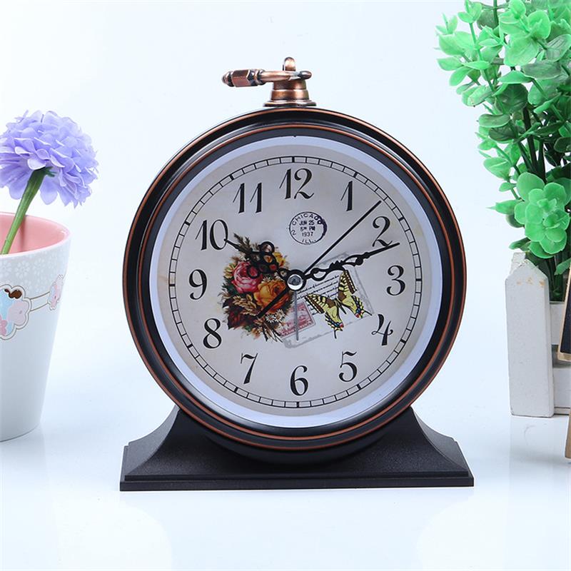 Retro Style Metal Alarm Clock Creative Students Children's Birthday Gifts Bedroom Ornaments Desk Alarm Clock