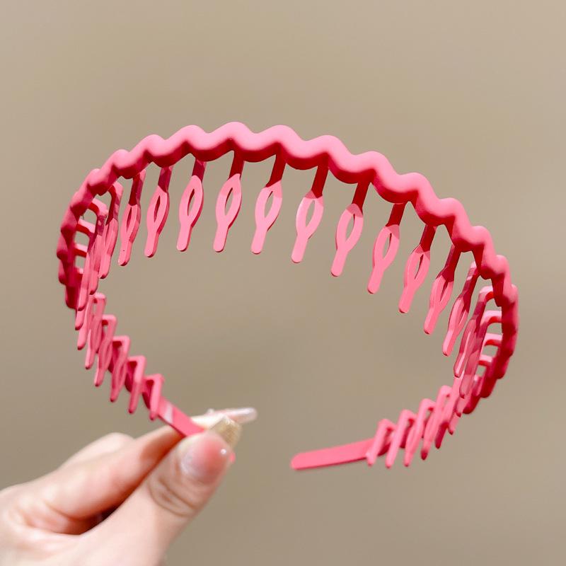 

Women s Premium Non-Slip Hair Pressing Headband for Face Washing with Hairpin and Teeth.