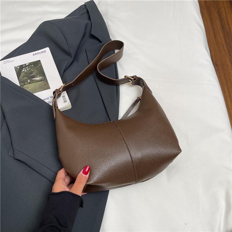 

Shangxin нишевый дизайн 2025 новая модная текстура корейская версия мягкая поверхность большая вместимость модная портативная сумка на плечо под мышку