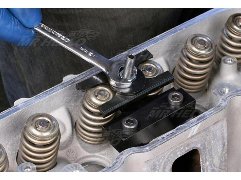 Chevrolet LSX Valve Spring Compressor Tool for LS1, LS2, LS3, LS6 (67605)