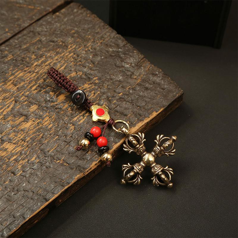 Vintage Copper Vajra Pestle Keychain Pendant Feng Shui Ornament Religious Buddha Home Decorations Antique Brass Desk Decors