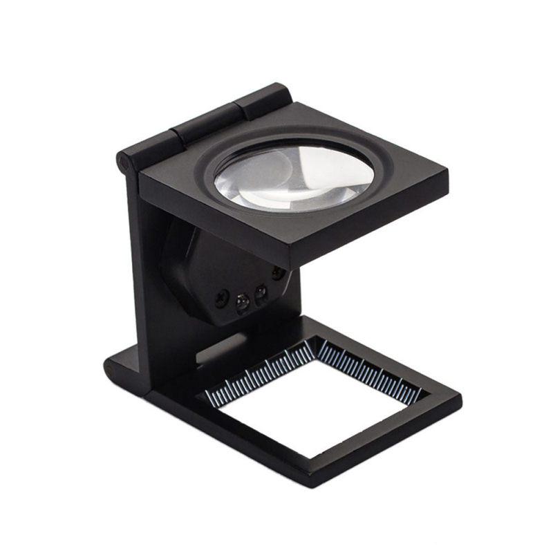 10 x magnifying glass