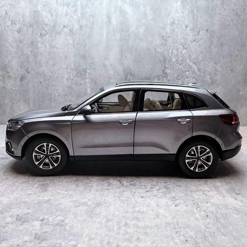 1: 18 Original BX7 Alloy Car Model Collection and Appreciation
