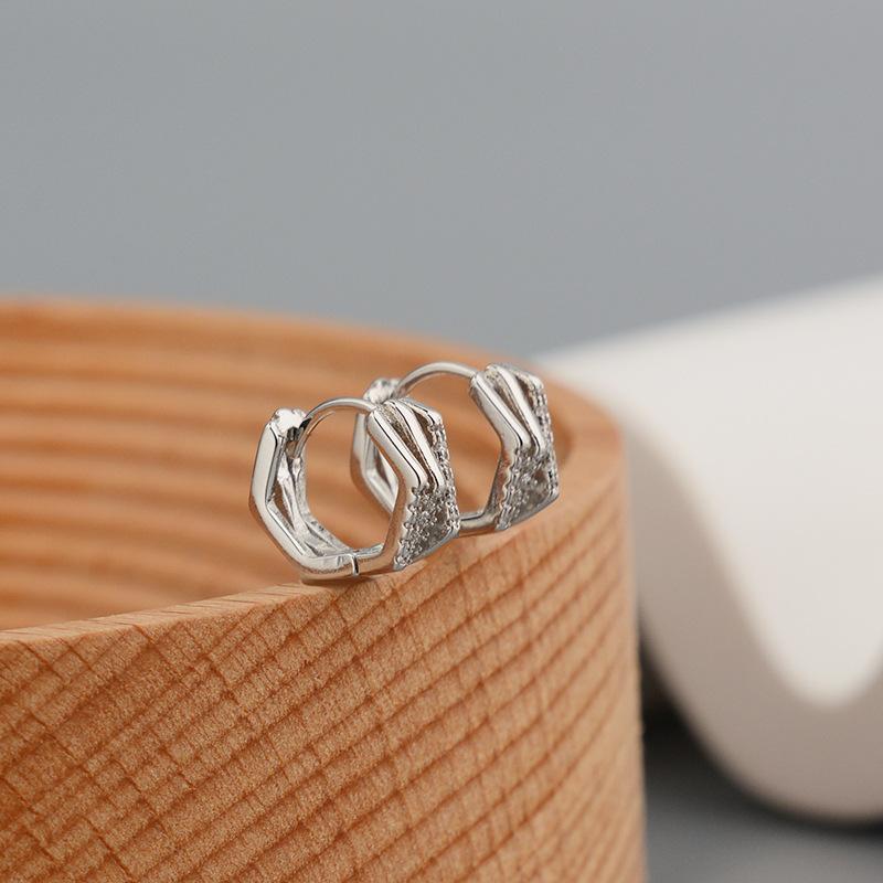 Алмазные шестиугольные осенне-зимние серьги, маленькие серьги, серьги-клипсы, женские个性, изысканный трендовый дизайн