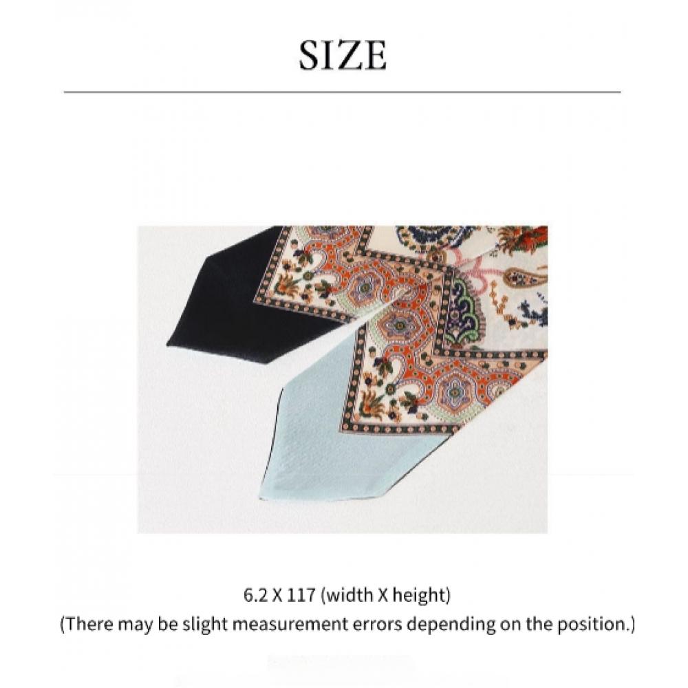 Daks Navy Silk Twilly Scarf Paisley Dcsc6e552n2