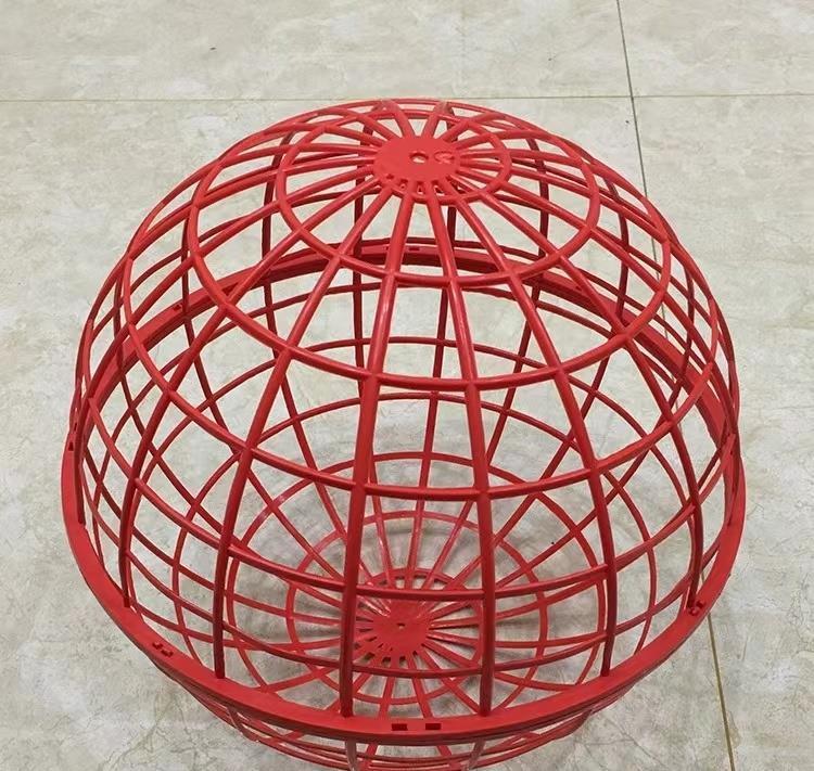 Portable Round Chicken Coop: Outdoor Rolling Foraging Cage for Free-Range Chickens